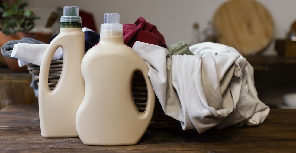 The Best Laundry Detergent Alternatives (That Actually Work!)