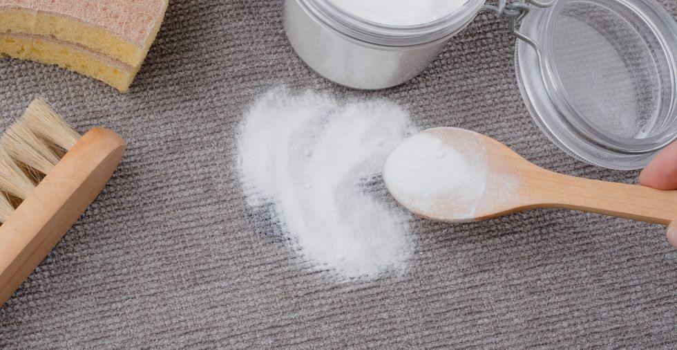 DIY Baking Soda Carpet Cleaner (Freshen Up Your Home!)