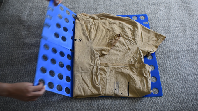 Folding board