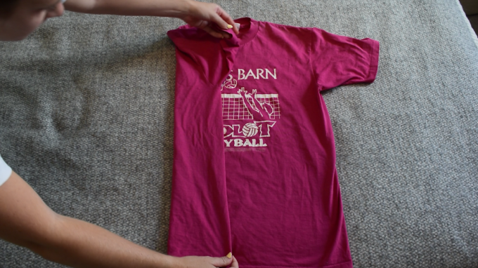 Shirt folding