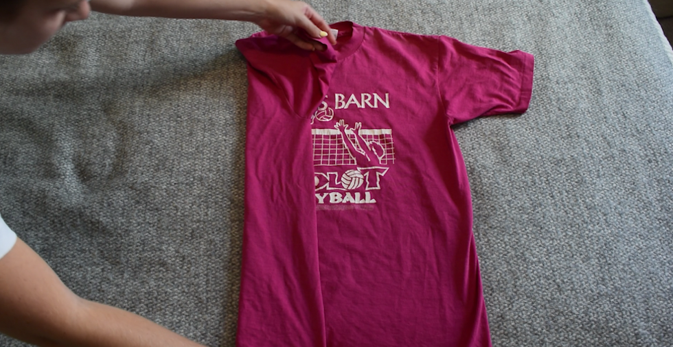 How To Fold A Shirt: 5 Easy Methods For Storage & Travel