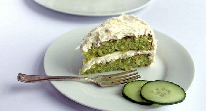 Cucumber and lemon cake