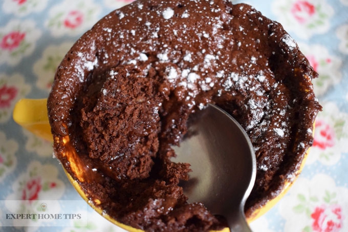 Scrumptious Avocado Chocolate Mug Cake - yum!