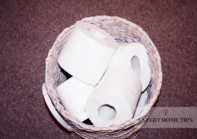 toilet roll storage to declutter