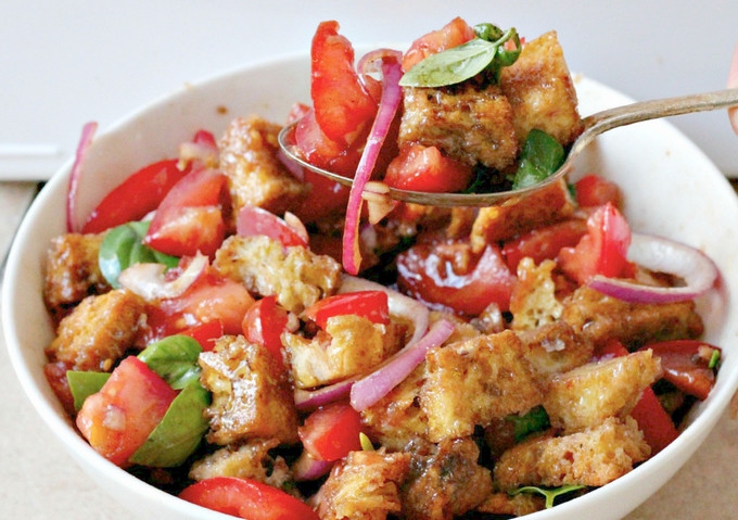 Tuck into this delicious Italian Panzella salad.