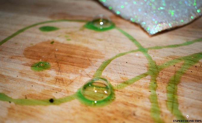 using washing up liquid on chopping boards = cleaning mistake