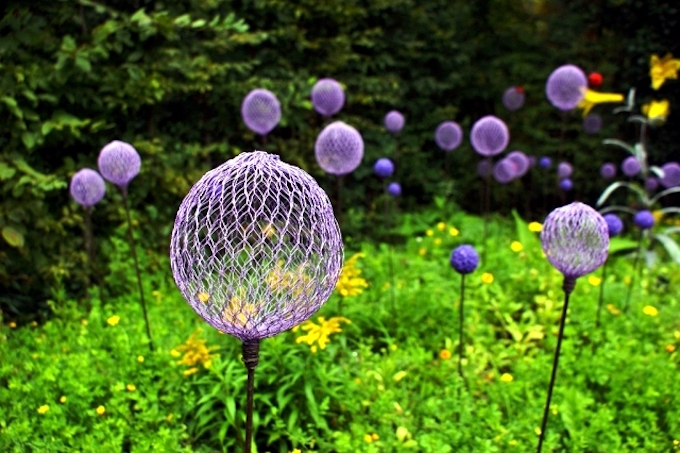 diy chicken wire flowers garden decor