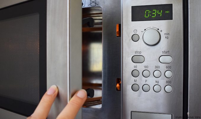 How to clean a microwave