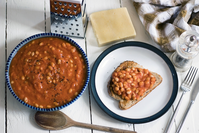 Homemade healthy baked beans