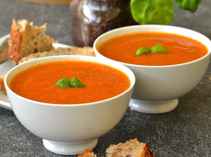 easy tomato & basil soup recipe