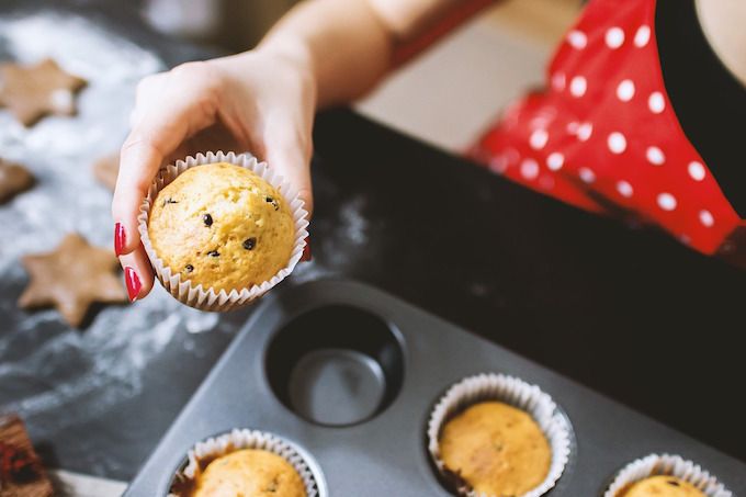 baking cupcakes