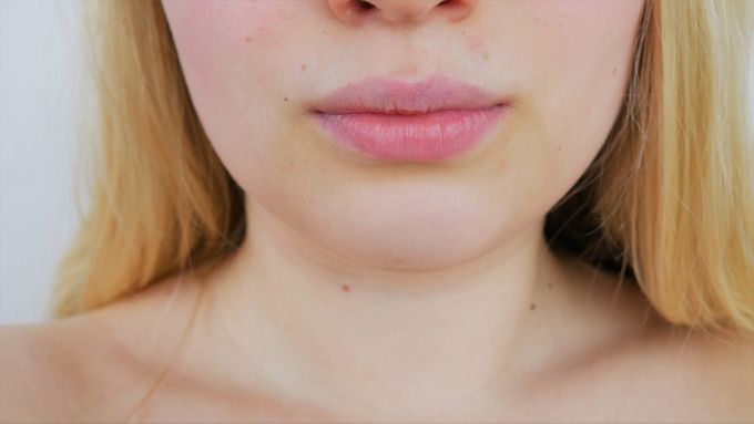 dry lips treatment