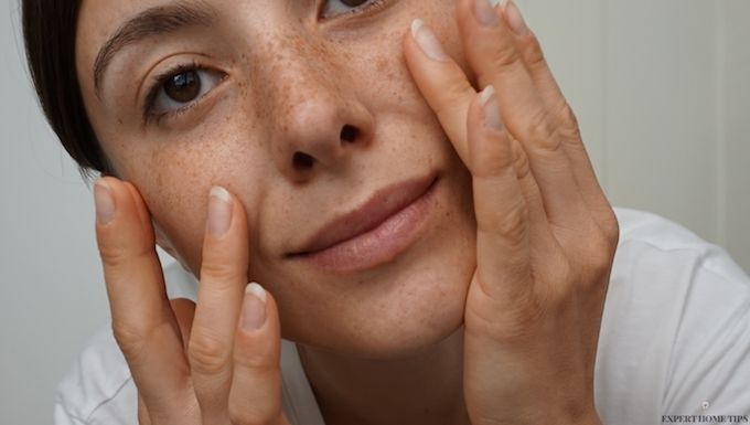 clear skin girl freckles