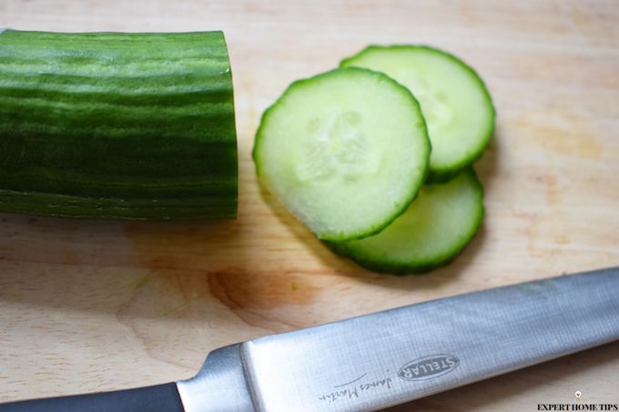 cucumber chopping board