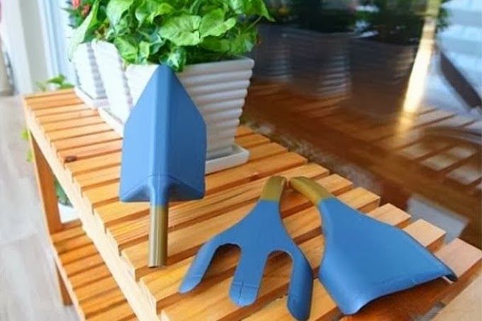 plastic bottle gardening tools