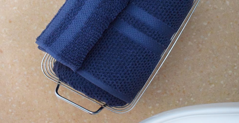 21 Superb Cleaning Hacks For A Stunning Bathroom