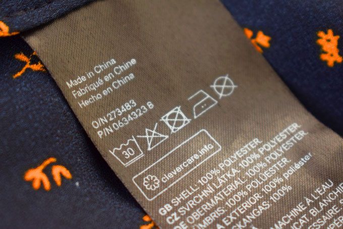 clothes label