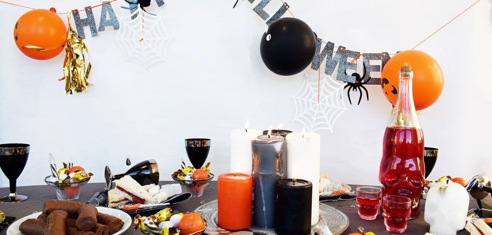 How To Throw The ULTIMATE Halloween Party (5 ESSENTIAL Things To Consider)