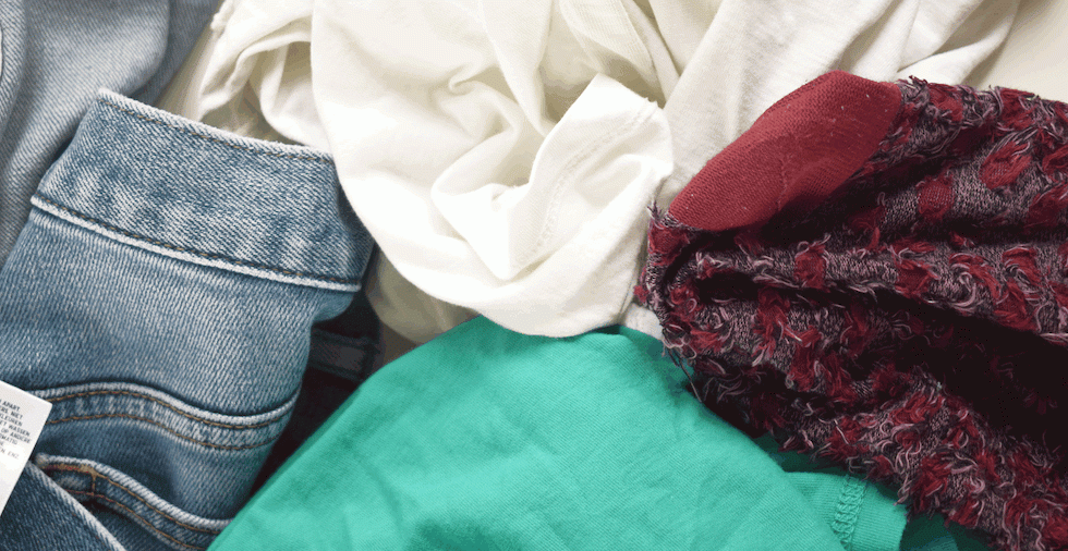 18 Ways To Save Time & Energy Doing The Laundry (If You Hate It, Read This Now!)