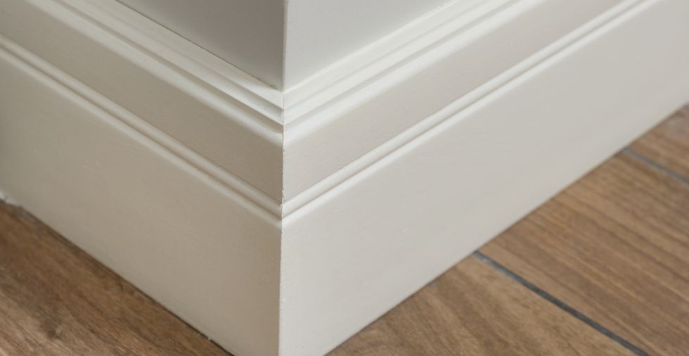 How To Clean Skirting Boards (Stop The Dust From Settling!)